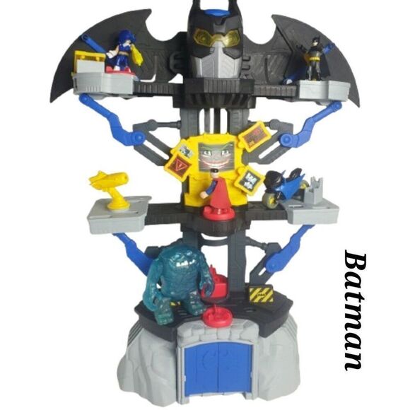 Imaginext DC Super Friends Batman Batcave Playset With Figures & Accessories - Picture 1 of 8